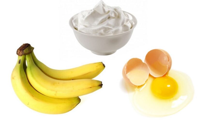 Maska z jajkiem i bananem jest odpowiednia dla każdego rodzaju skóry